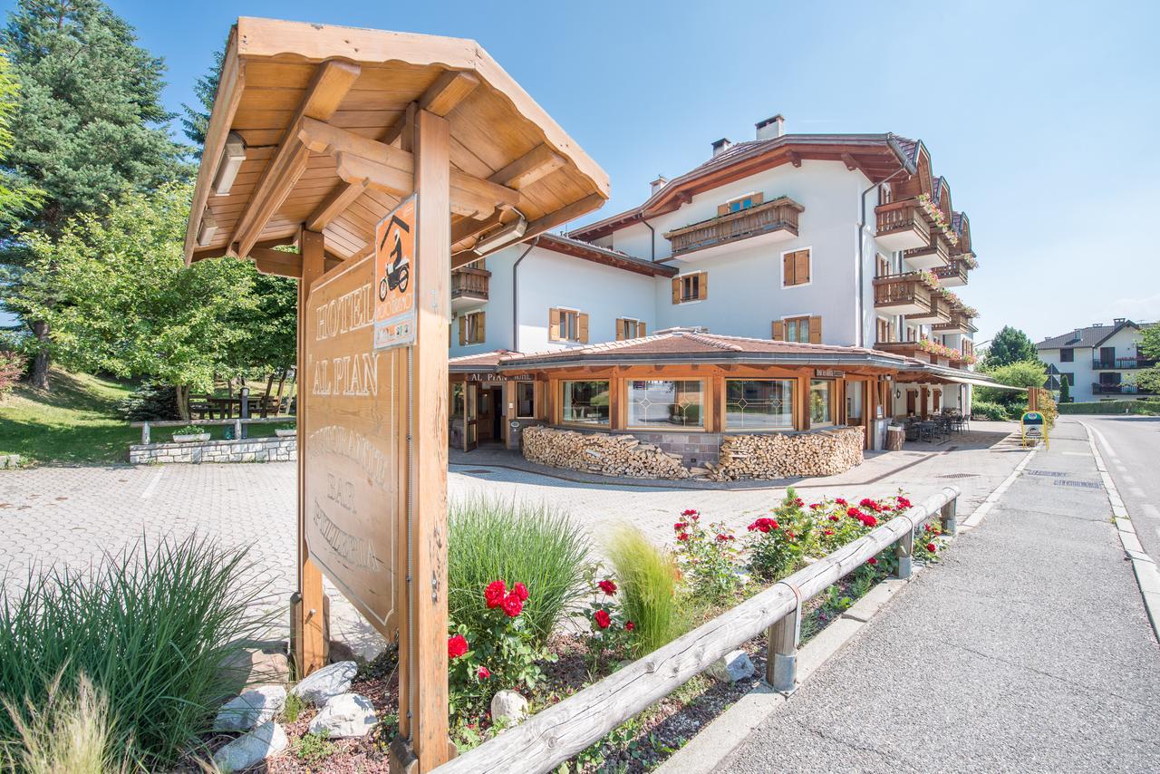 Al Pian Garni Hotel - B&B & Pizza Vattaro Eksteriør bilde